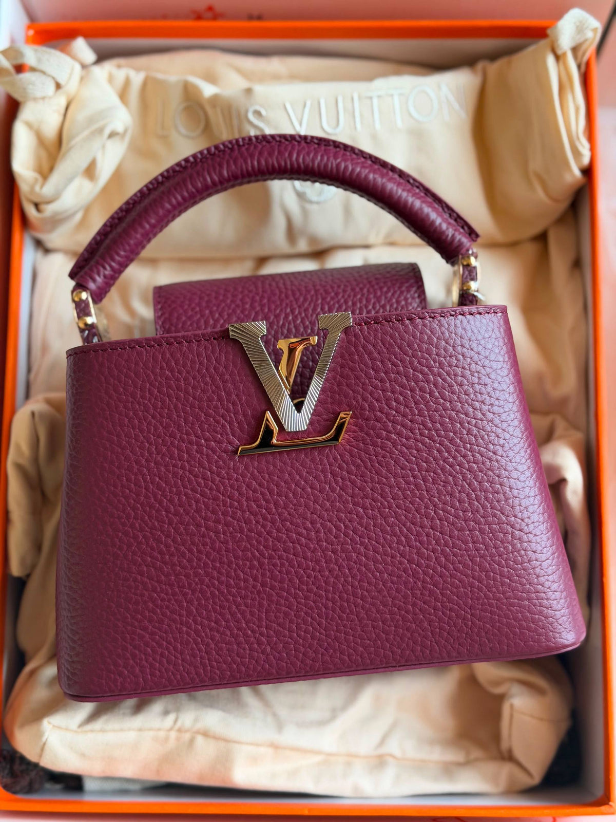 LV

For Price 👇 WhatsApp✅
0568585901 
0507557372
0552275751 Owner Zain 👌

ZainETAG 4
♥️♥️♥️