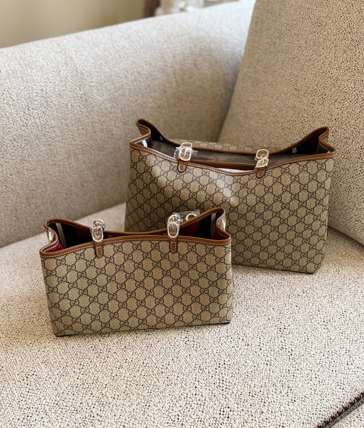 Gucci

For Price 👇 WhatsApp✅
0568585901 
0507557372
0552275751 Owner Zain 👌

Zain246
♥️♥️♥️
