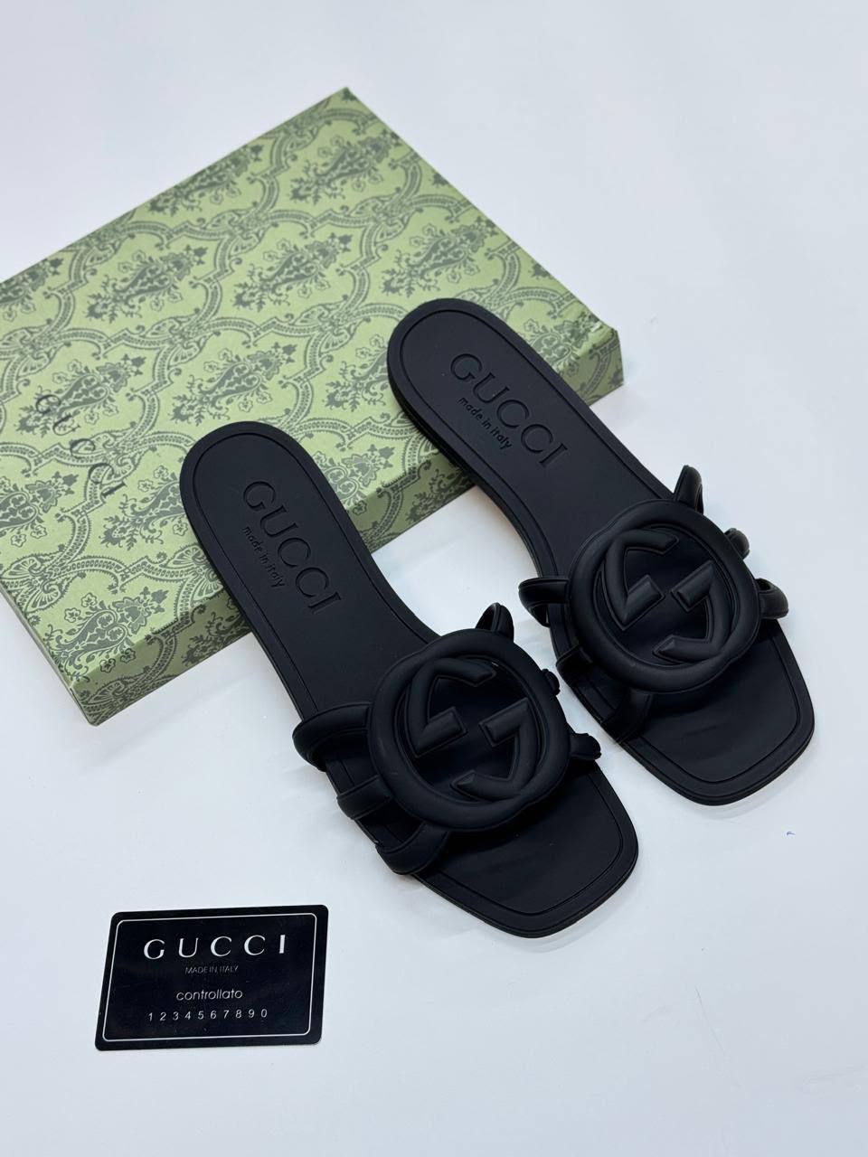 GUCCI RUBBER 
70 dhs🇦🇪🇦🇪

New arrive 
Size 36-41

Zain21
Zain86
♥️♥️♥️