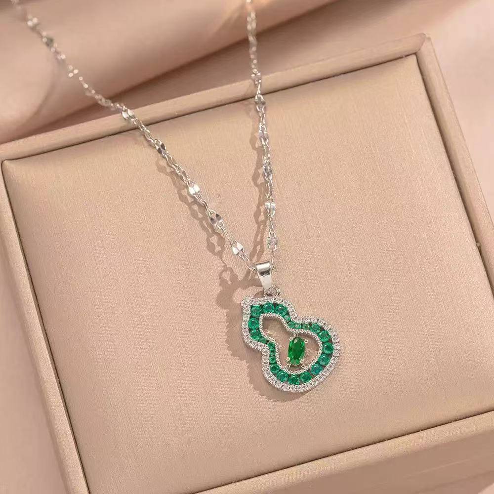 New Arrival Necklace 
Stainless Gold plated
30 dhs💛

Zain243
♥️♥️♥️