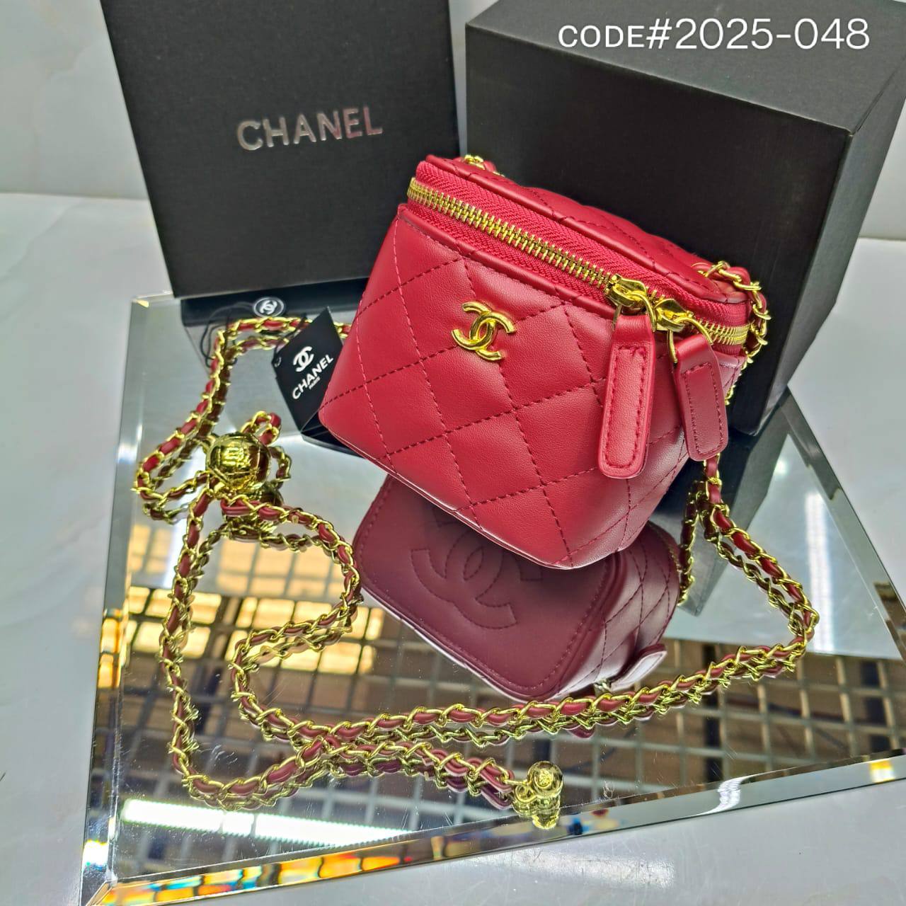 CHANEL ᴍɪɴɪ ᴠᴀɴɪᴛʏ
sʟɪɴɢ ᴄʀᴏssʙᴀɢ
ɢᴏʟᴅ ʜᴀʀᴅᴡᴀʀᴇ
sɪᴢᴇ : 11.5 cm

ᴡɪᴛʜ BOX
🎁🎁🎁

70 dhs✅

Zain31
♥️♥️♥️