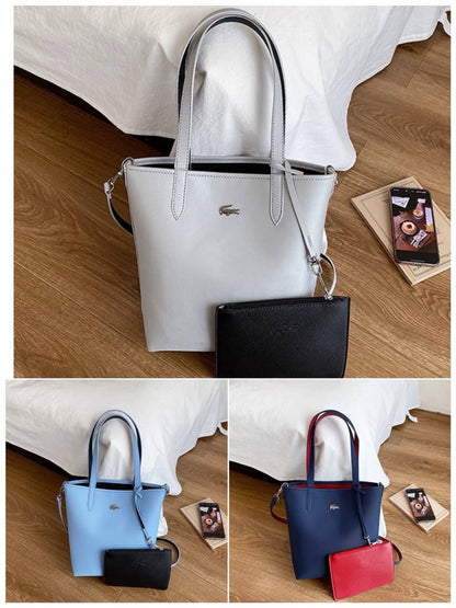 Locaste 
With sling. With small pouch 
70 dhs🇦🇪🇦🇪

Zain232
♥️♥️♥️