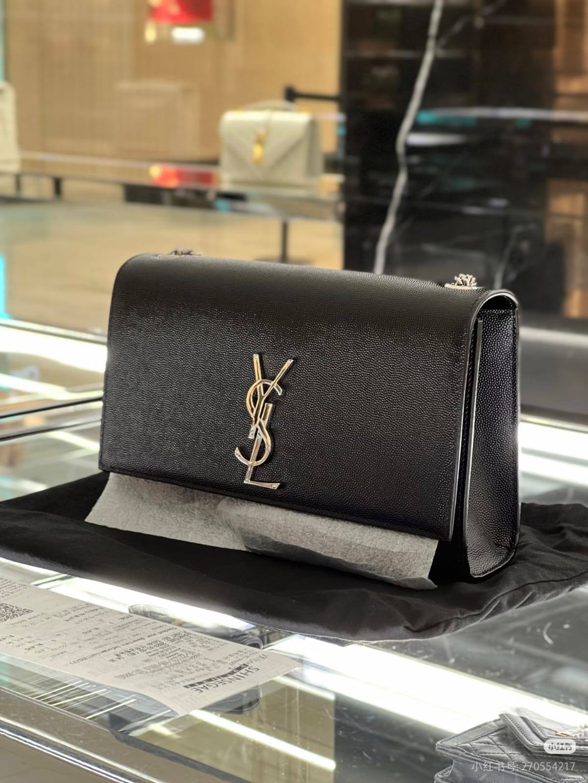 YSL
Master
20cm 
260 dhs❤️

Zain10
♥️♥️♥️