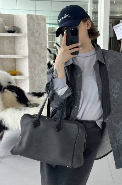 Hermes
Master
470 dhs🪙🌨️

Zain192
♥️♥️♥️