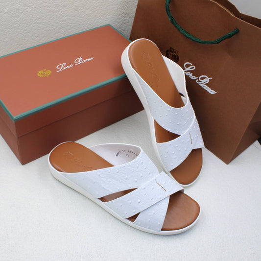 LORO PIANA SANDAL MEN 
SIZE 39 TO 46

180 dhs🪙🌺

Zain58
♥️♥️♥️