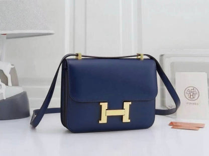 HERMES 
 GOOD QUALITY 
WITH BOX 
🎁🎁🎁

110 dhs✅

Zain39
♥️♥️♥️