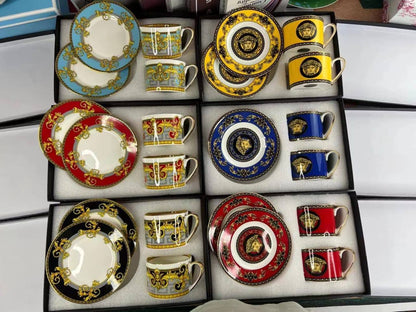Branded mugs set

130 dhs 
set 4 pc 

with box🎁🎁🎁

Zain205
♥️♥️♥️