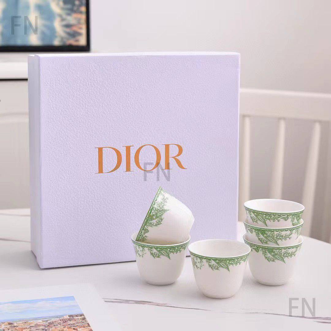 Coffee cups

95 dhs set

Zain205
♥️♥️♥️