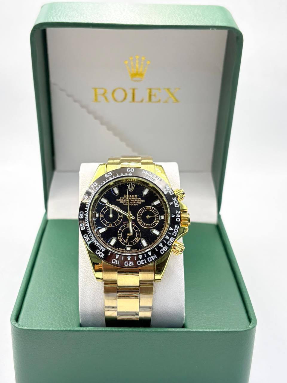 Rolex Men
 offer price
70 dhs🪙🌨️
*Chronograph working*

Zain08
♥️♥️♥️