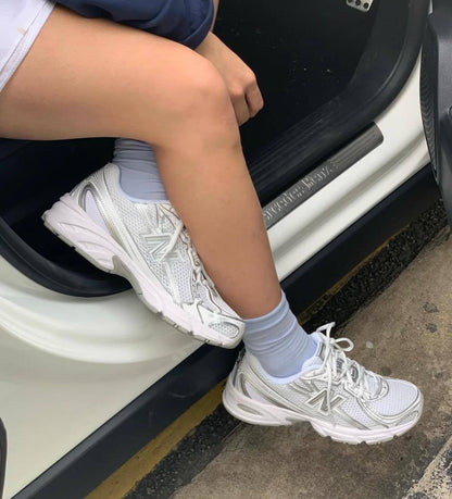 New Balance 740 Bungee Lace White Silver Metallic ，
Size 36-45，
180 dhs🪙💚

Zain18
♥️♥️♥️