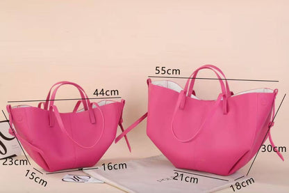 Polene

small 100 dhs🌺
big 110 dhs🌺

Zain143
♥️♥️♥️