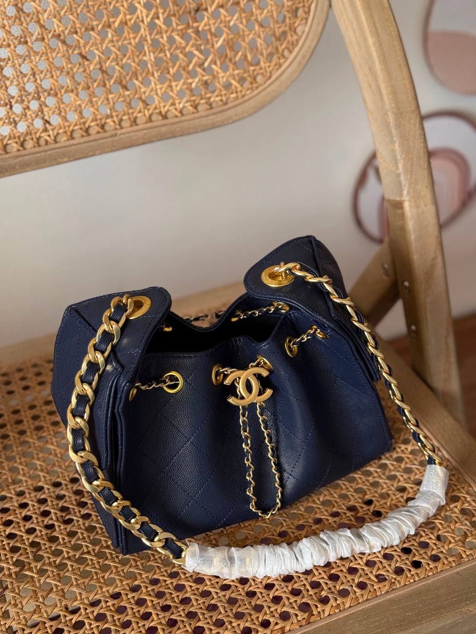 Available again✨✨✨

CHANEL 

22_25cm
360_380😍

*MASTER QUALITY*

With box🎁

Zain167
♥️♥️♥️