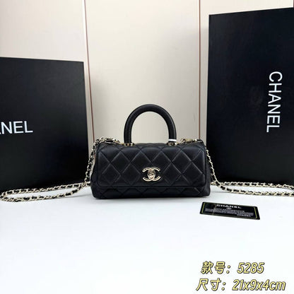 Chanel

270 dhs🇦🇪🇦🇪

Zain153
♥️♥️♥️