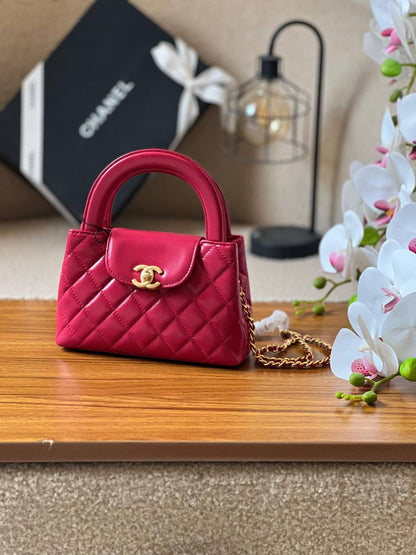 *CHANEL*
*19cm*
*Available Now*
For Price 👇 WTSP Text Zain 0568585901

Zain257
♥️♥️♥️