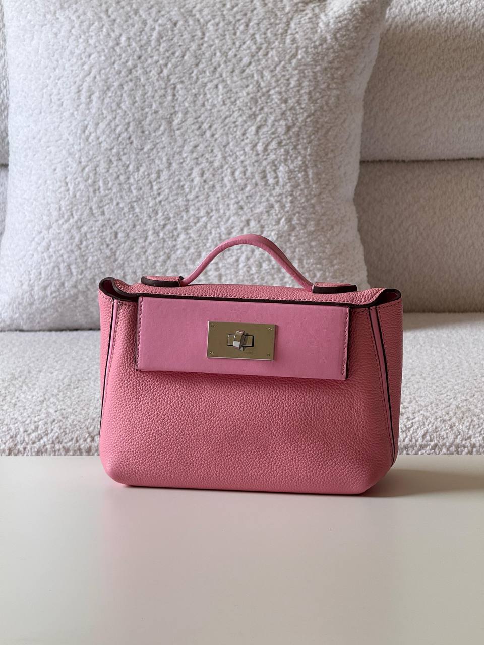 Hermes
23cm💥Master quality ✅with box📦
380 dhs🌺

Zain52
♥️♥️♥️