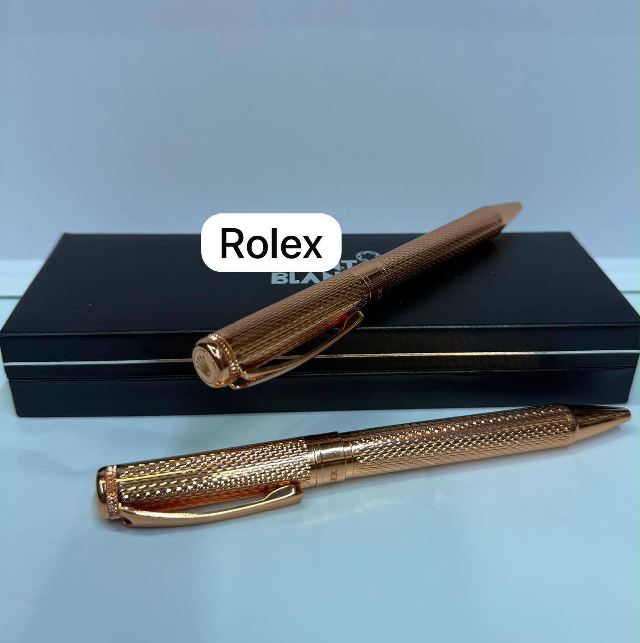 Pen
35 dhs💛 
No Box

Zain93
♥️♥️♥️