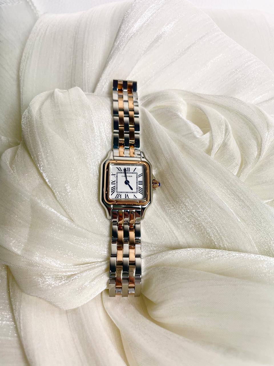 Cartier Watch 
210 dhs🪙🖤

Zain33
♥️♥️♥️
