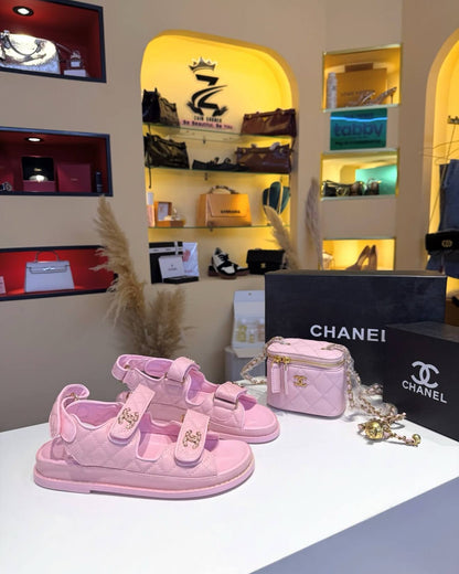 Chanel offer

185 dhs
With boxes

Zain19421

Available also in beige & black

اطلبوها من الوتس المثبت في الأعلى👆🏻👆🏻

تواصلو معنا 👈🏻 Zain 
For order WhatsApp pinned 👆🏻

♥️♥️♥️