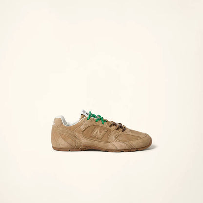 New Balance X Miu Miu 530 SL suede ’Green/Beige’💚
36-45 AVAILABLE 🤩
210 dhs🪙💕

Zain242
♥️♥️♥️