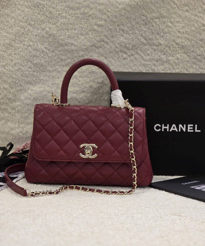 Chanel CoCo Bag

23Cm 
Good Quality 
300 dhs🇦🇪🇦🇪

Zain131
♥️♥️♥️