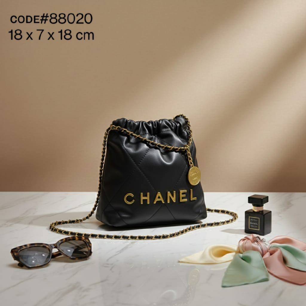 CHANEL 22 ᴍɪɴɪ
ʙᴜᴄᴋᴇᴛ ʜᴀɴᴅ/ ᴄʀᴏss ʙᴀɢ
ǫᴜɪʟᴛᴇᴅ ʟᴇᴀᴛʜᴇʀ
ɢᴏʟᴅ ʜᴀʀᴅᴡᴀʀᴇ
ᴡɪᴛʜ ᴄʜᴀɪɴ ʙᴇʟᴛ sᴛʀᴀᴘ
sɪᴢᴇ : 18 cm
ᴡɪᴛʜ BOX
🎁🎁🎁

75 dhs✅

Zain31
♥️♥️♥️