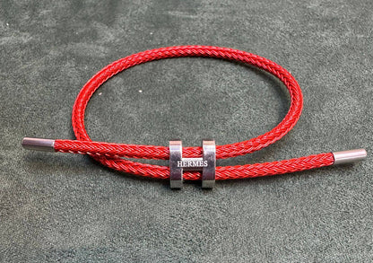 Hot moving 🔥🔥🔥 
Hermes UNISEX Bracelet. 
Water proof 💦💦💦
30 dhs❣️

Zain243
♥️♥️♥️