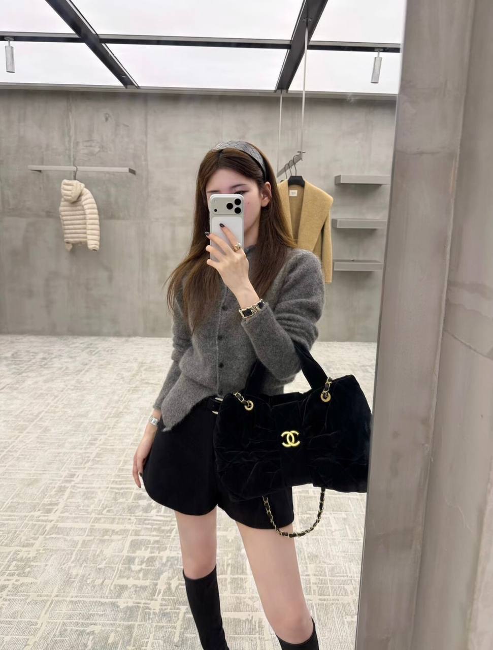 CHANEL 
COPY ONE 
SPECIAL  
OFFERS 
130 dhs✅

Zain39
♥️♥️♥️