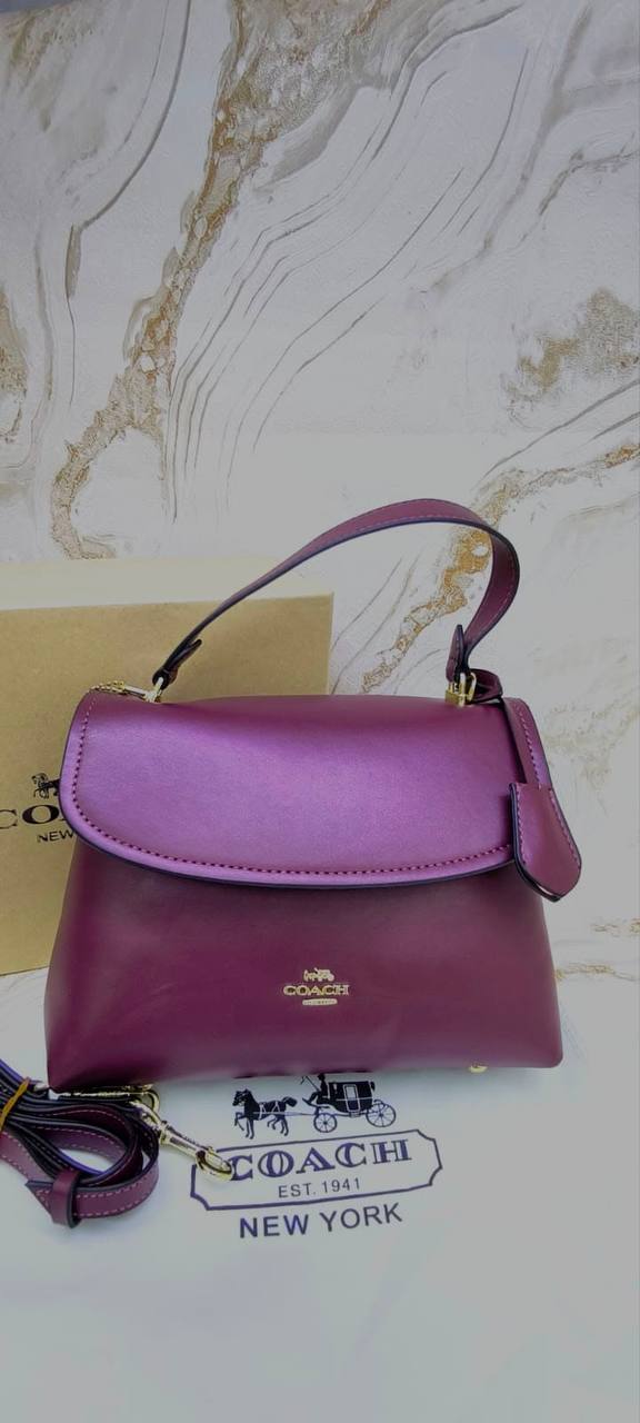 Coach 
with box 
95 dhs🇦🇪🇦🇪

Zain215
♥️♥️♥️