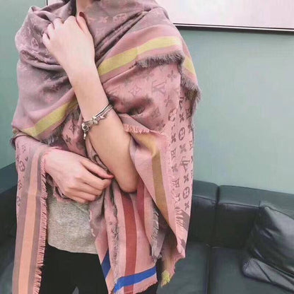 Cotton scarf 

55 dhs❣️

Add Box 🎁
15 DHS❣️

Zain93
♥️♥️♥️