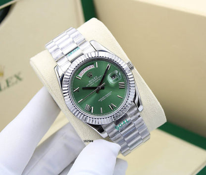 ROLEX MEN GOOD QUALITY
240 dhs✅

Zain304
♥️♥️♥️