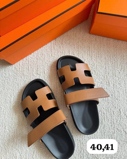 HERMES SLIPPER 
GOOD QUALITY 
80 dhs✅

Zain40
♥️♥️♥️