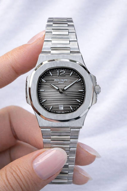 Patek Philippe 
watch for ladies good quality 
260 dhs✅

Zain59
♥️♥️♥️