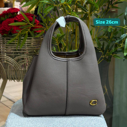 Coach

Good quality 

100 dhs❣️

Zain186
♥️♥️♥️