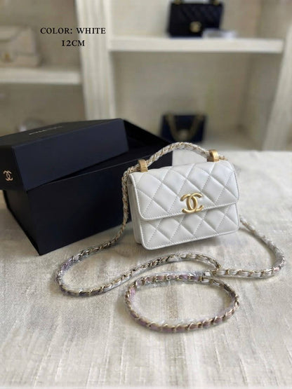 Chanel ᴍɪɴɪ ᴛʀᴇɴᴅʏ ᴄʟᴜᴛᴄʜ
ɢᴏʟᴅʜᴀʀᴅᴡᴀʀᴇ/ʟɪɴɢ sʟɪɴɢ
ᴡɪᴛʜʙᴏx
ᴍᴀᴛᴇʀɪᴀʟ: ʟᴀᴍʙsᴋɪɴ
sɪᴢᴇ:12ᴄᴍ
85 dhs🇦🇪🇦🇪

Zain56
♥️♥️♥️