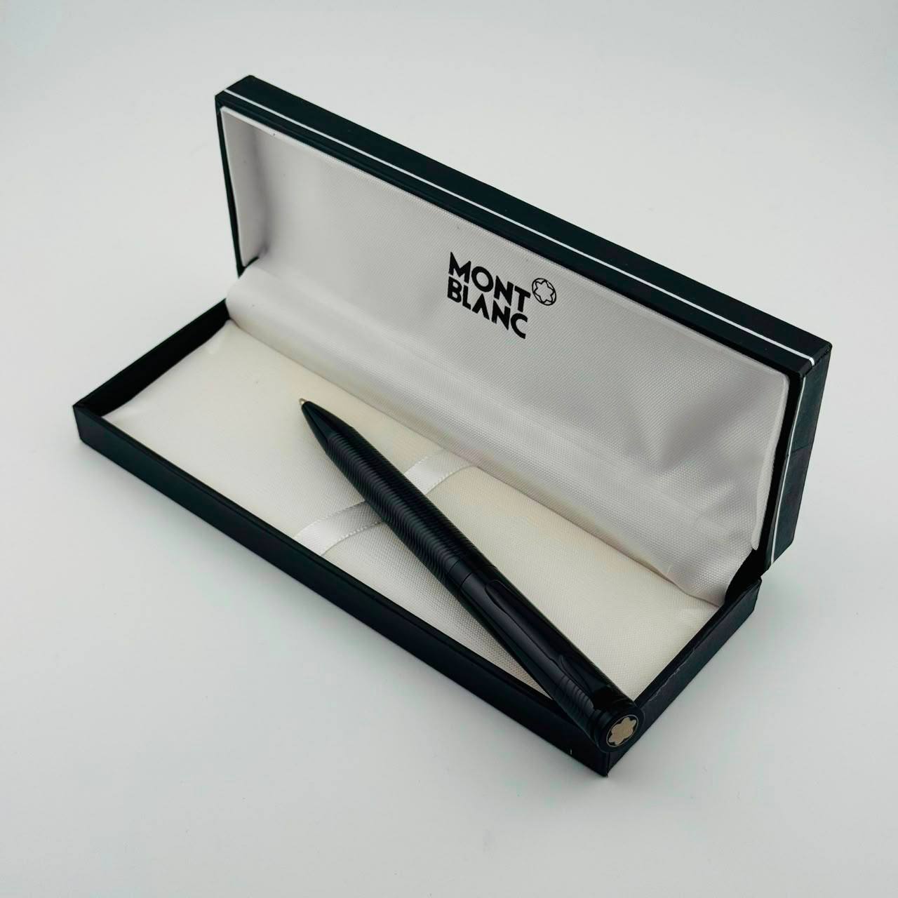 Pen
 
Good quality 

50 DHS🇦🇪🇦🇪

Zain182
♥️♥️♥️