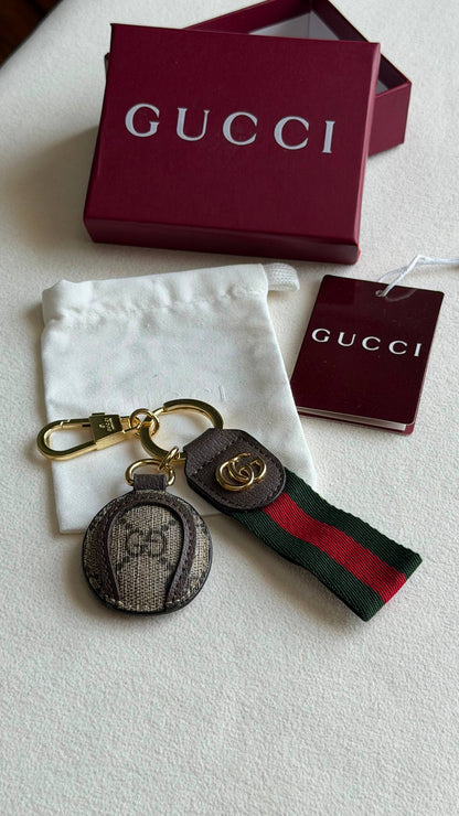GUCCI CHARMS
Super master quality 
*with complete packing*🎁

320 dhs✅

Zain280
♥️♥️♥️
