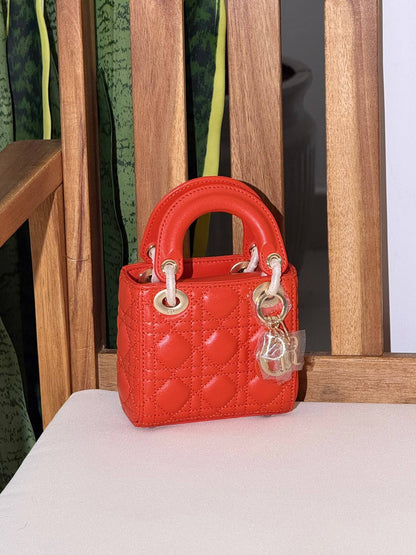 DIOR
Super Master Quality ⚡️
Original Packing 🎁
Size 12CM📏
For Price 👇 WhatsApp✅
0568585901 
0507557372
0552275751 Owner Zain 👌

Zain321
♥️♥️♥️