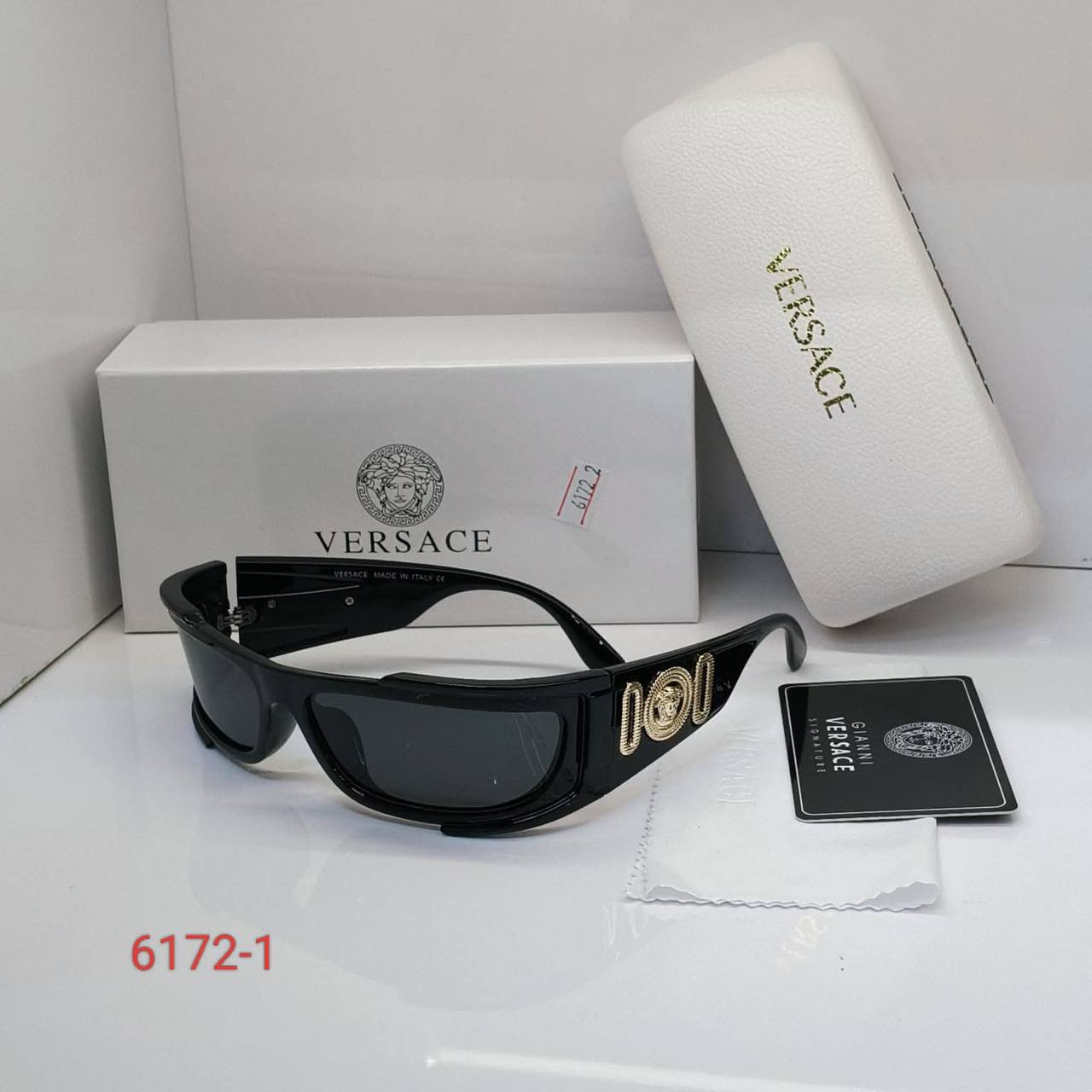 SUNGLASSES 🕶️
GOOD QUALITY 
50 dhs✅

Zain40
♥️♥️♥️