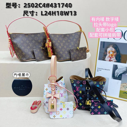 LV
25*18*13cm
70 dhs❣️

Zain17
♥️♥️♥️