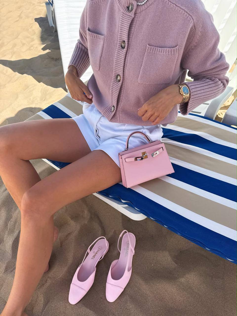 Chanel
AAA Quality
*CHANEL*
𝗦𝗶𝘇𝗲 𝟯𝟲 𝘁𝗼 𝟰𝟭 
450 dhs✅

Zain303
♥️♥️♥️