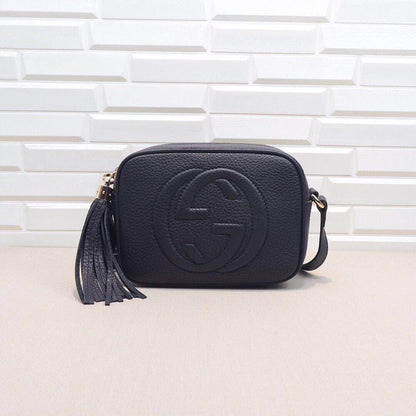 Gucci

330 dhs🇦🇪🇦🇪

Zain153
♥️♥️♥️