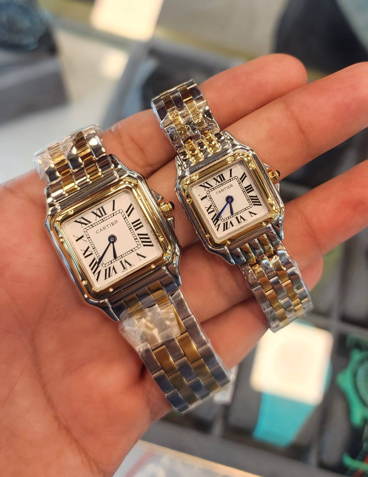 Cartier watch for ladies no stone 
180 dhs💚❤️❤️💚
size available (22mm 28mm)

Zain59
♥️♥️♥️