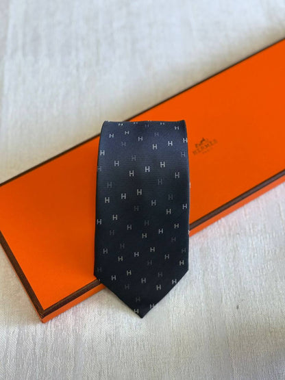 TIE
*Master quality*
*New collection*
190 dhs💓

Zain179
♥️♥️♥️