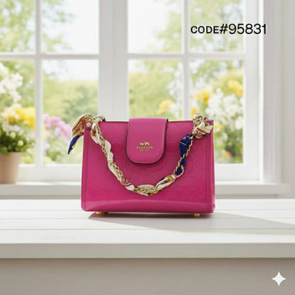 Coach ᴄʀᴏssʙᴀɢ
ᴡɪᴛʜ ᴄʜᴀɪɴ ʙᴇʟᴛ ᴛᴡɪʟʟʏ
sɪᴢᴇ : 24 cm

60 dhs🪙💚

Zain31
♥️♥️♥️