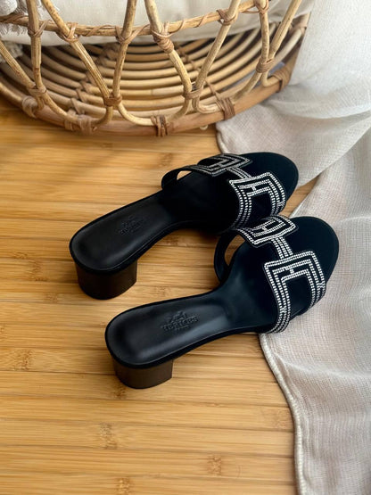 Hermes 
AAA+ Quality
𝗦𝗶𝘇𝗲 𝟯𝟲 𝘁𝗼𝗼 𝟰𝟭
450 dhs✅

Zain303
♥️♥️♥️