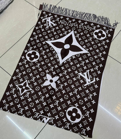 Winter scarf 
45 dhs🪙🌨️

Zain93
♥️♥️♥️