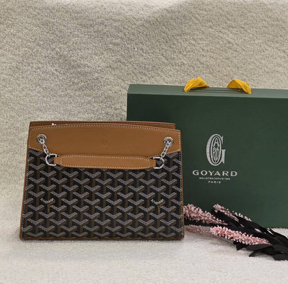 Goyard 
     25.5Cm Box
280 dhs❣️

Zain131
♥️♥️♥️