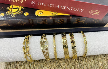 BANGLE’S
New Arrival 🍃
20 dhs🪙🌨️

Zain263
♥️♥️♥️