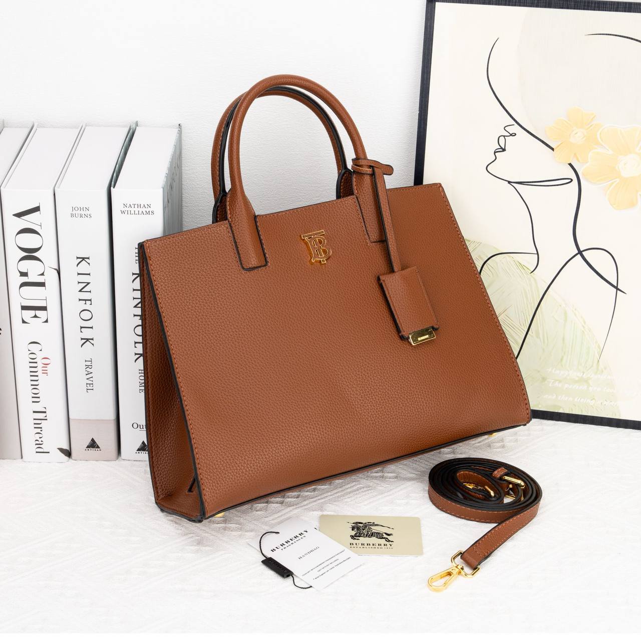 Burberry
90 dhs✅

Zain35
♥️♥️♥️