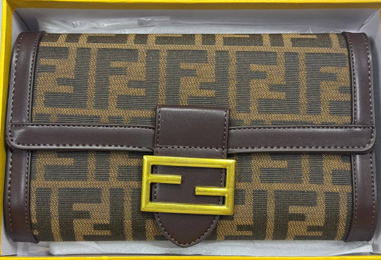 Last Stock 

With box 
🎁🎁🎁

75 dhs✅

Zain50
♥️♥️♥️